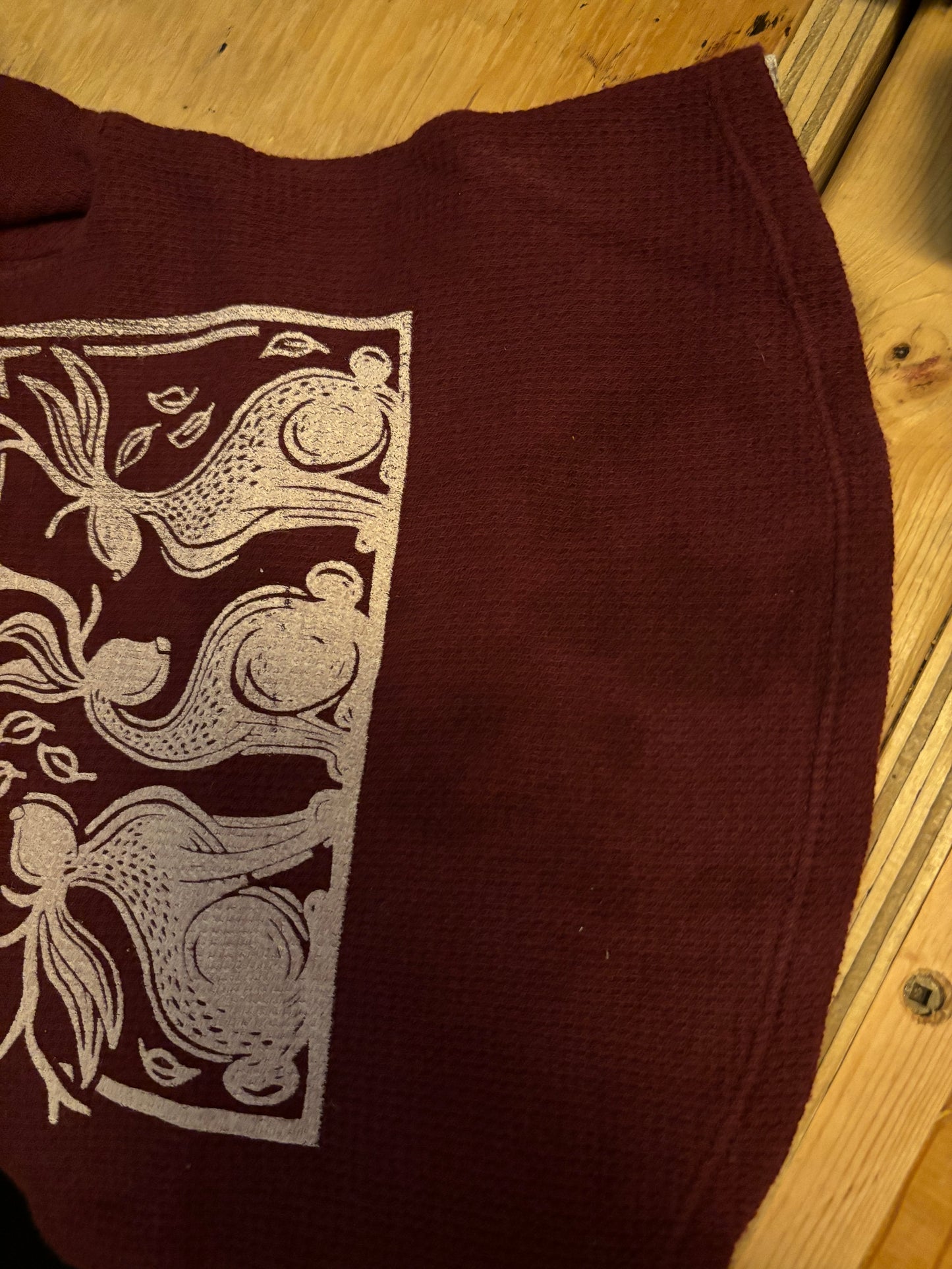 12-18M - Jackalope long sleeves (stain)