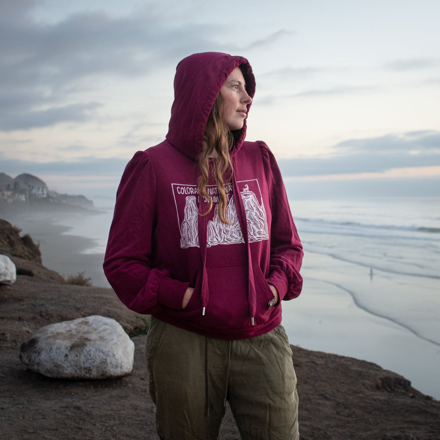 M - Monument hoodie