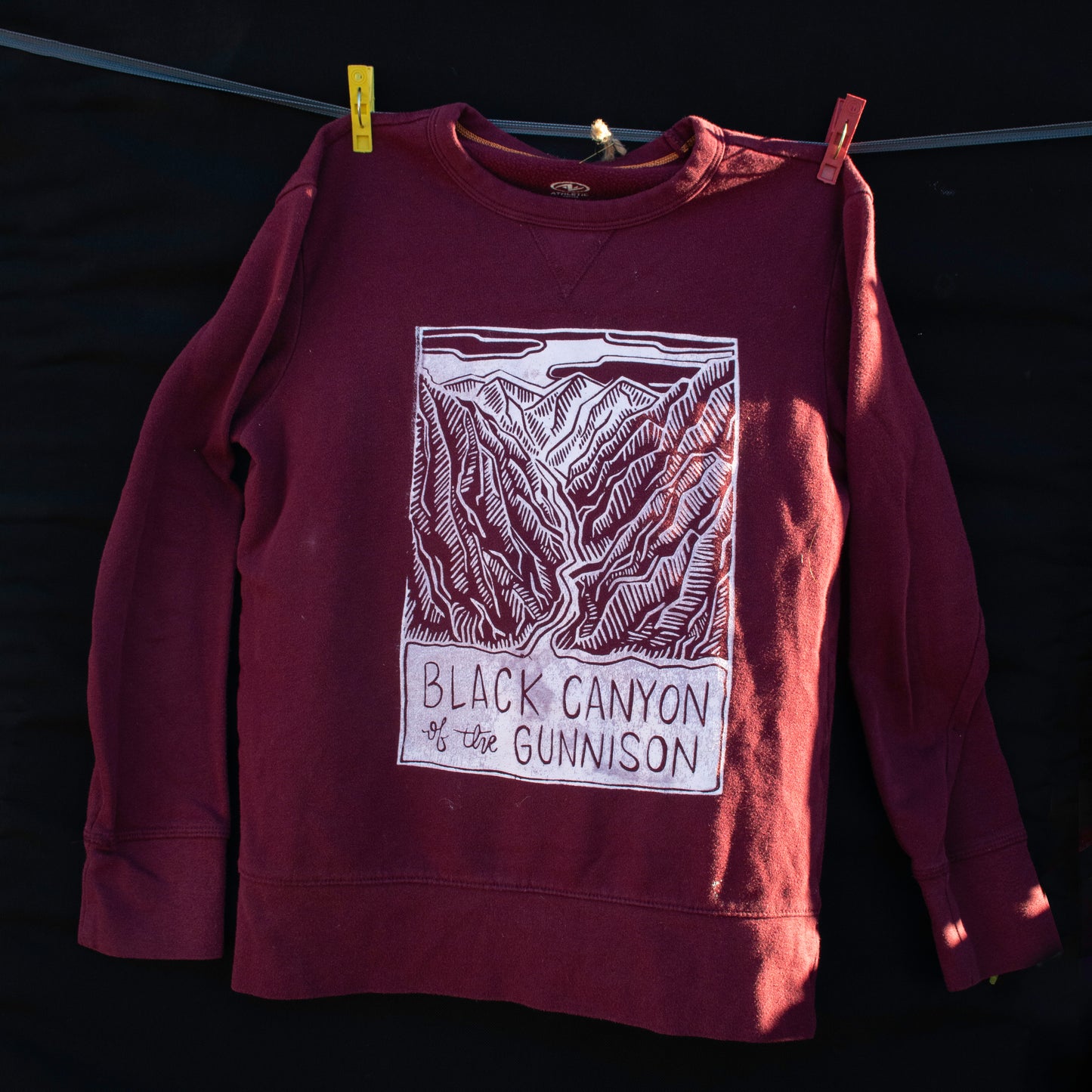 L jr - Black canyon sweater misprint