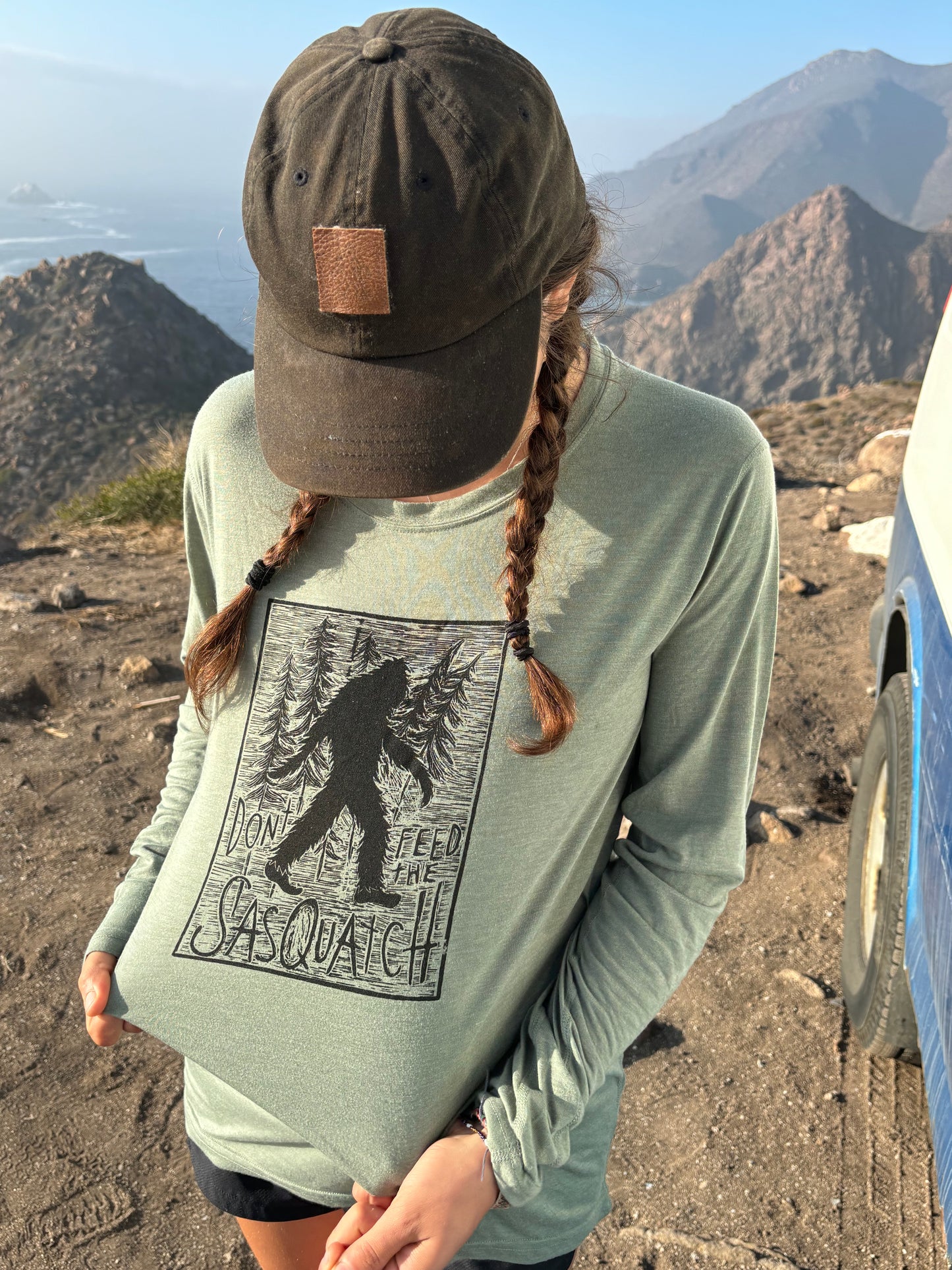 M - Sasquatch  long sleeves