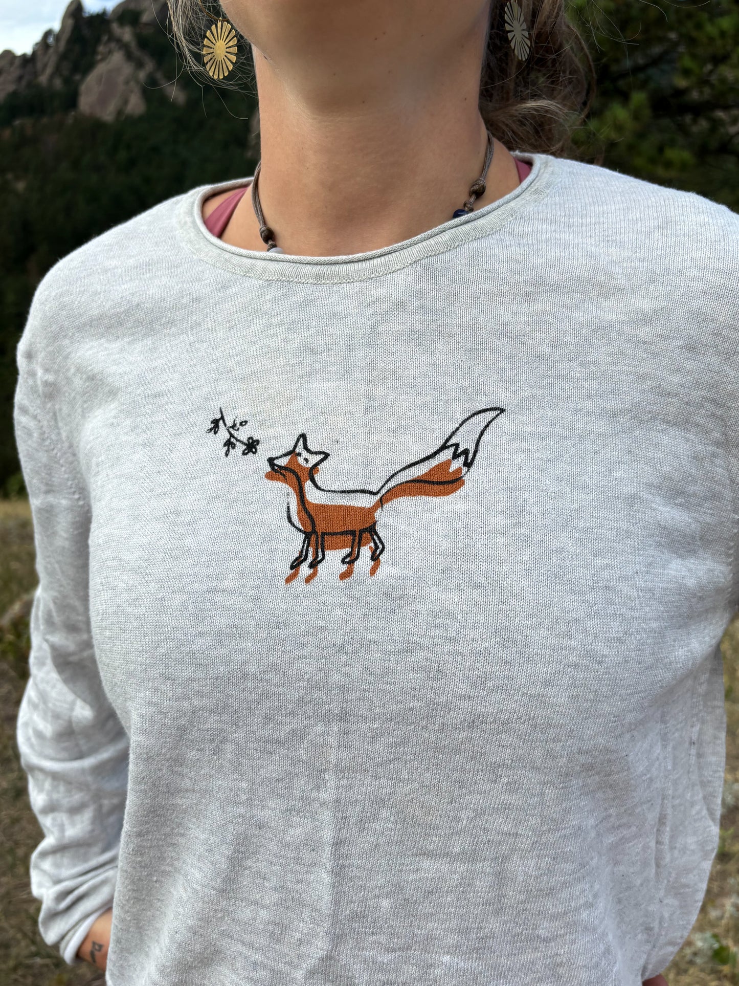 M - foxy sweater (misprint)