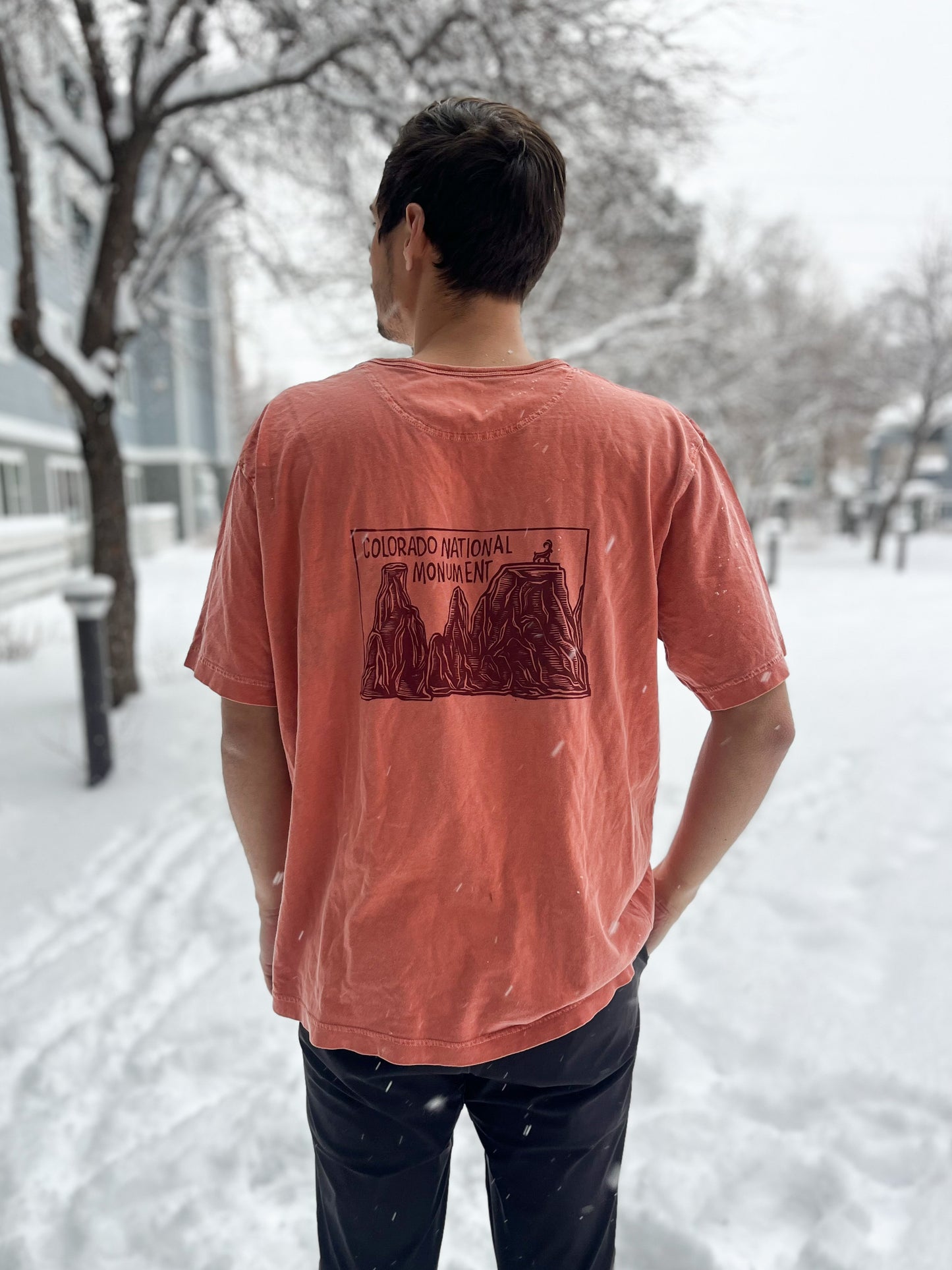 XL - Monument T-shirt