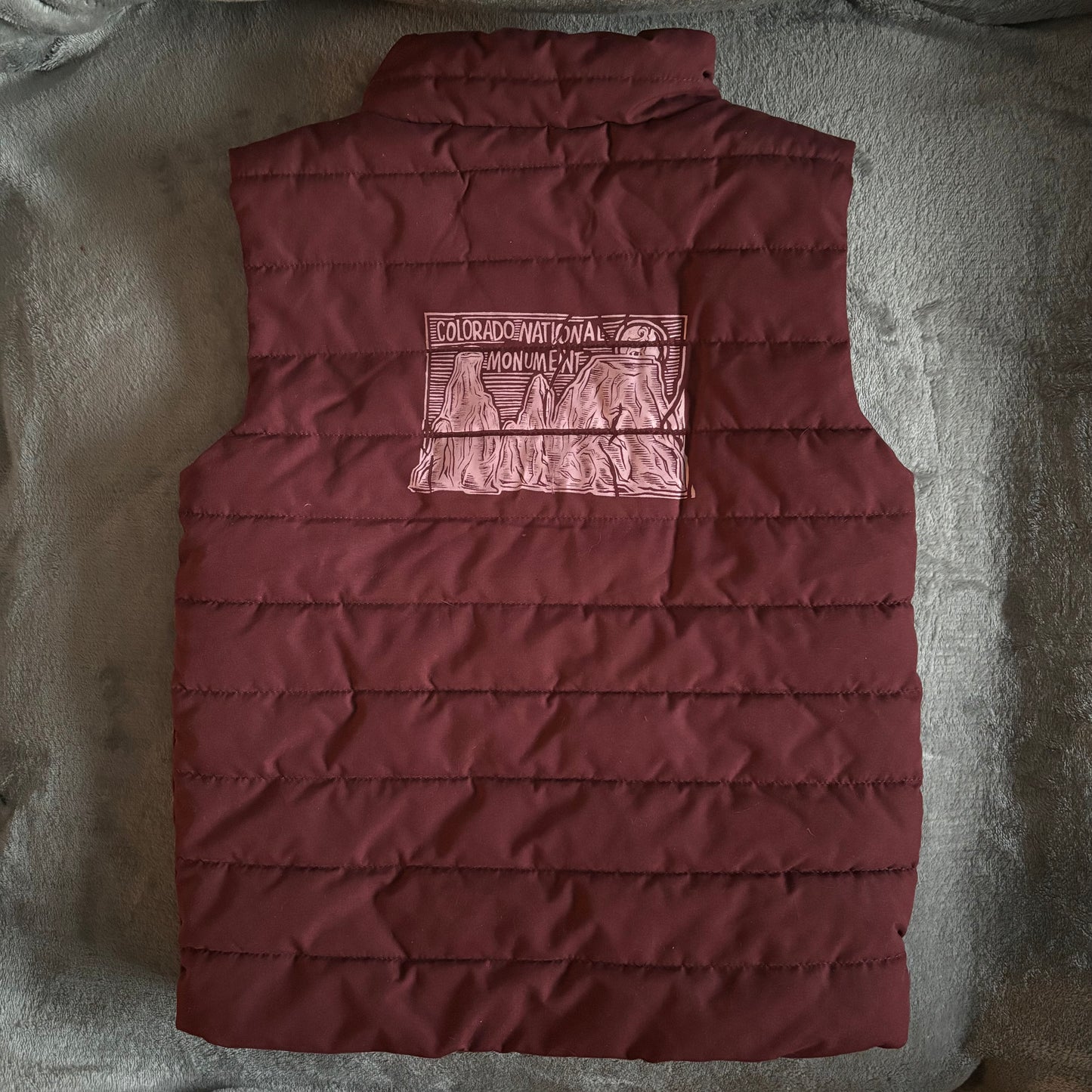 5T - Monument puffy vest