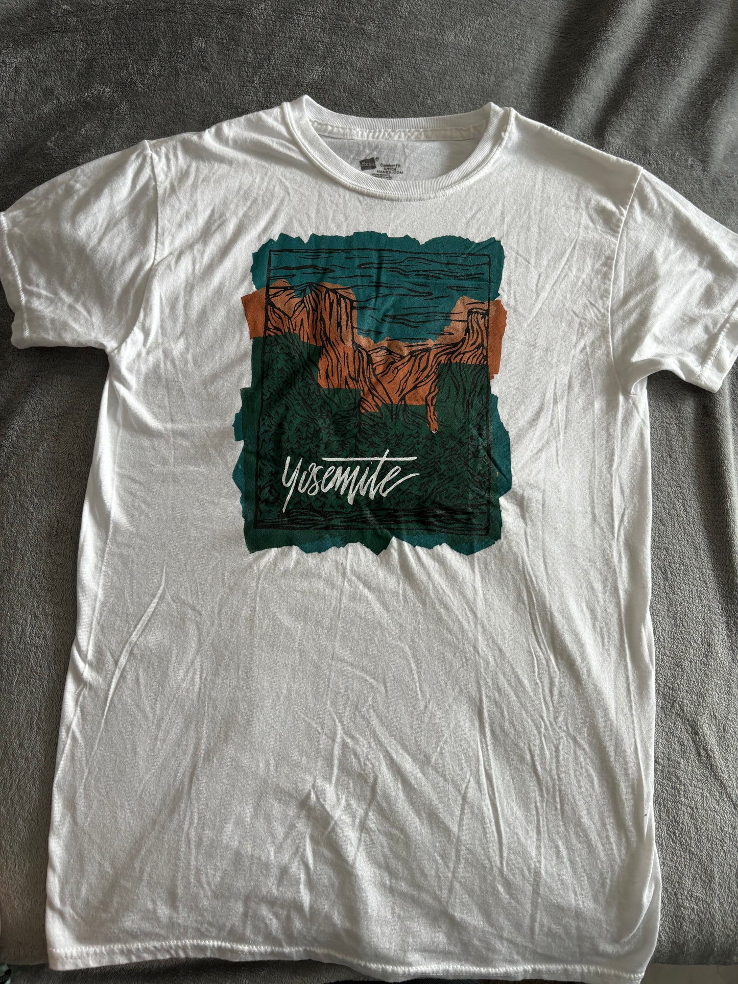 S - Yosemite T-shirt