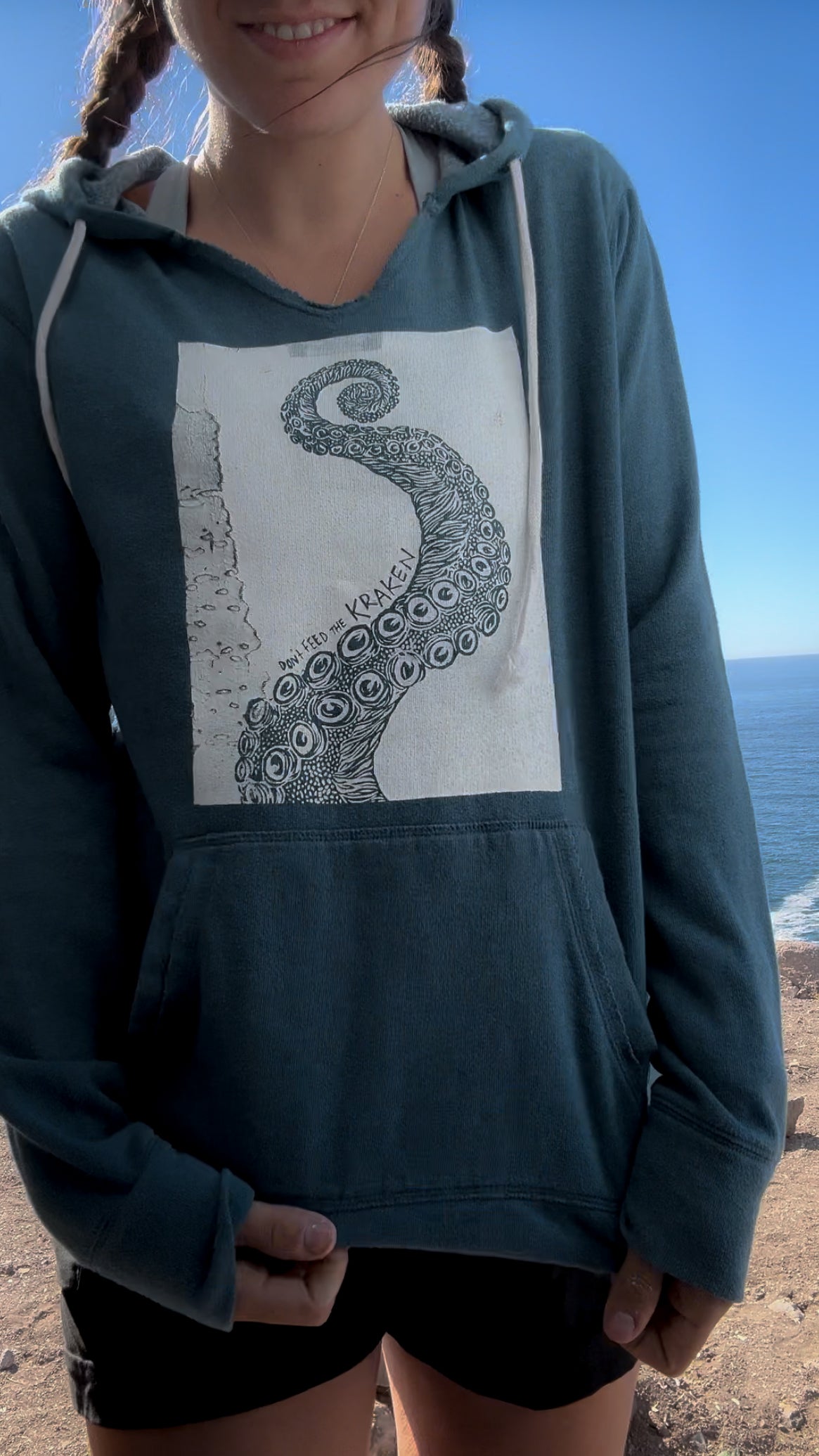 XL - Kraken hoodie (misprint)